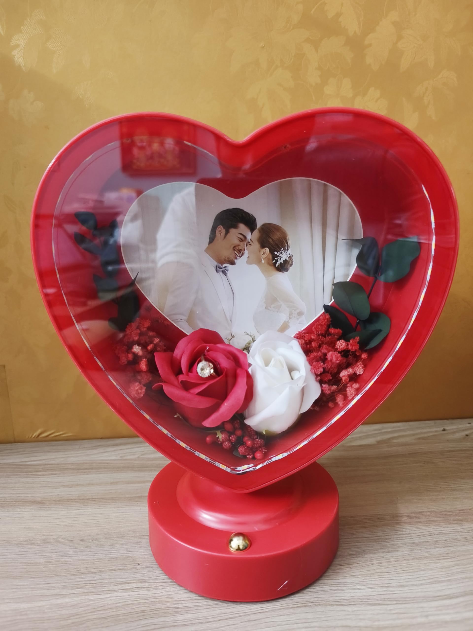 ND ENTERPRISE Heart-Shaped LED Photo Frame with Decorative Roses